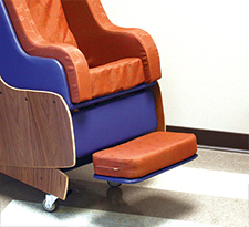 Comfy-Chair-Height-Adjustable-Leg-Rest-sm.jpg